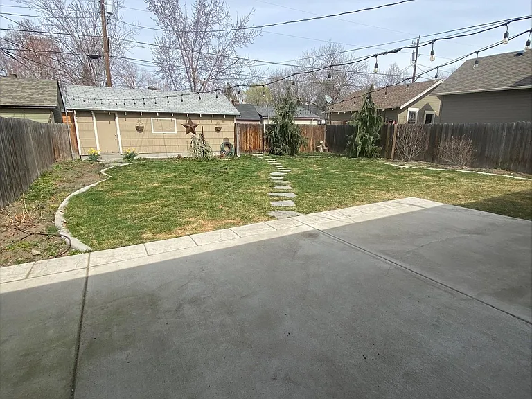2518 W Madison Ave — Photo 14