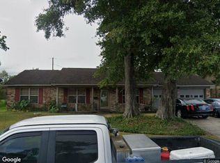 136 Montclair Dr, Beaumont, TX 77707