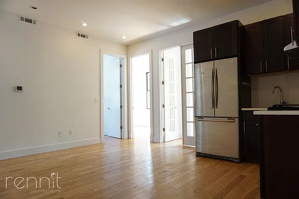 Rented by Rennit Inc. | media 31