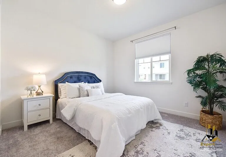 4040 Swing Way — Photo 16