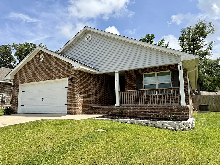 5049 Quarter Deck St — Photo 1