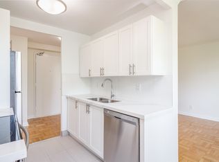21 Tichester Road Toronto, Toronto, ON M5P 1P3