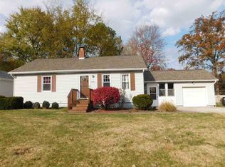 520 Rosewood Dr, Evansville, IN