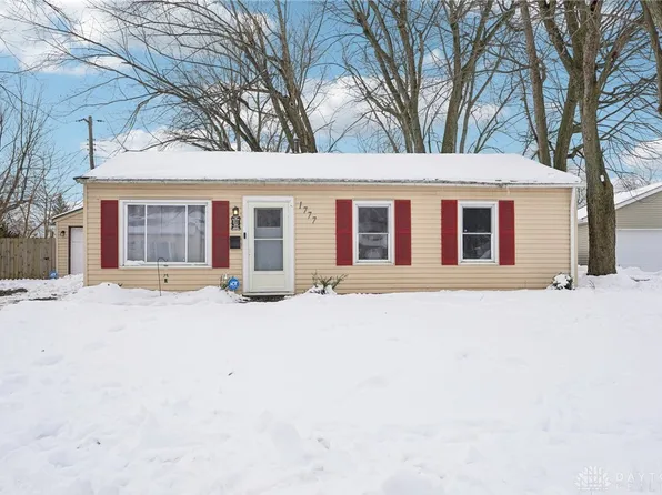 1777 Kylemore Dr, Xenia, OH 45385