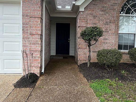 3rd image of 6858 Kamali Ave