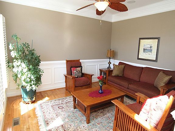 3rd image of 7105 Montibillo Pkwy