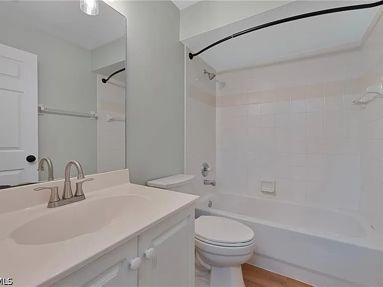 26729 Little John Ct #23 — Photo 9