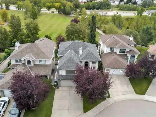 7 N Tuscarora Point NW, Calgary, AB T3L 2B8