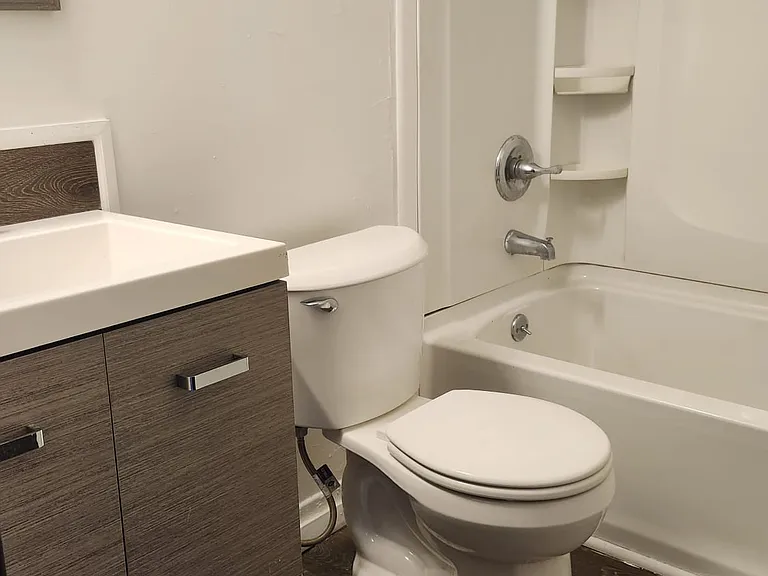 6064 Donna Jay Dr #9 — Photo 8