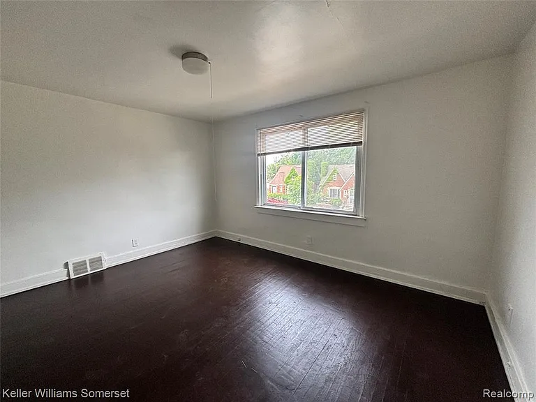 15785 Pinehurst St — Photo 2