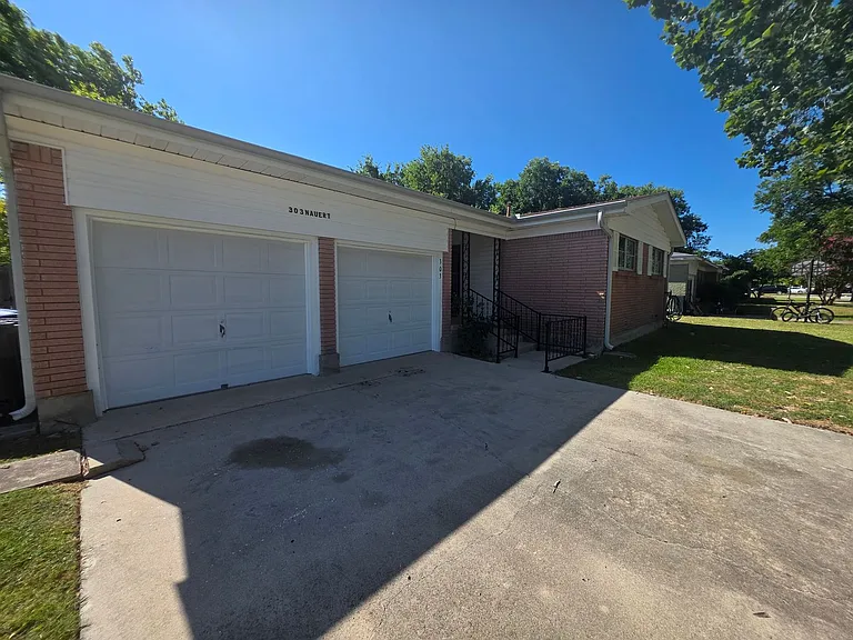 303 Nauert St — Photo 34