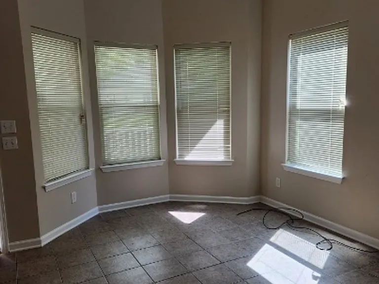 9173 Cedar Ct — Photo 5