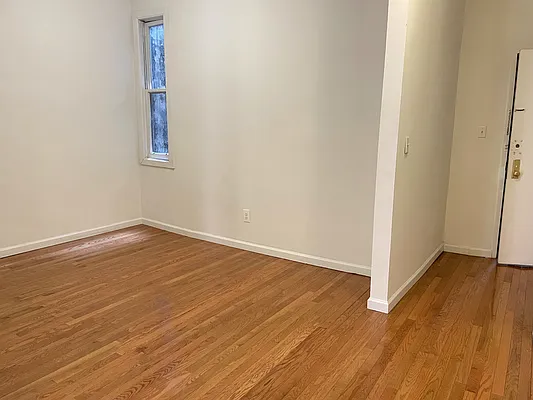 Rented by Mauro Bros Real Estate Services LLC | media 4