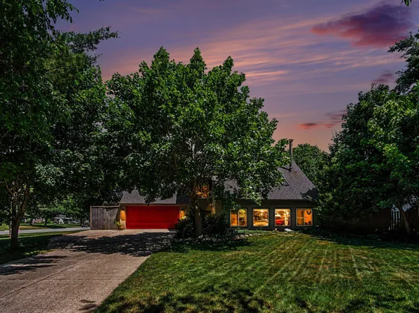 813 Tierra St SE, Kentwood, MI 49508