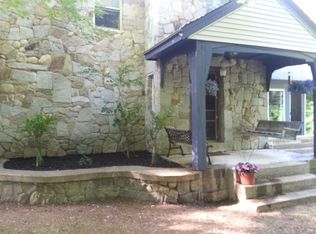 6 Warner Rd, Townsend, MA 01469