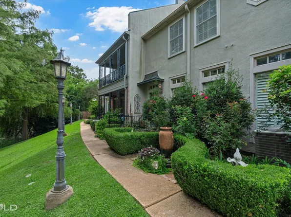 2013 E Kings Hwy, Shreveport, LA 71105