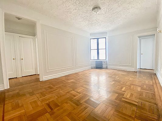 1st image of 160 Fenimore St #22M