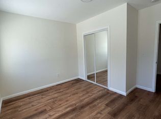 673 25th St #1, Oakland, CA 94612