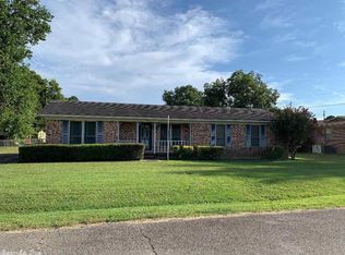 903 W Louisiana St, Beebe, AR 72012