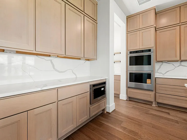 1222 Crown Forest Dr — Photo 14