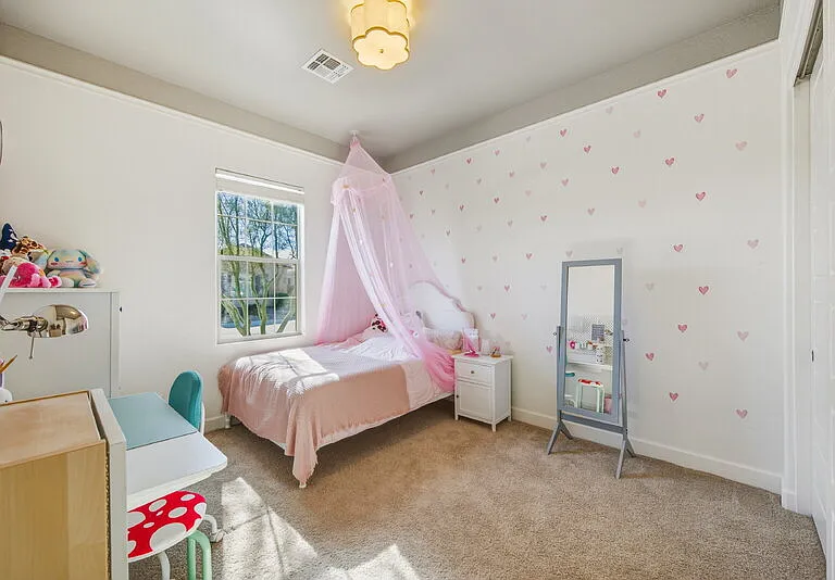 3930 E Iris Dr — Photo 12