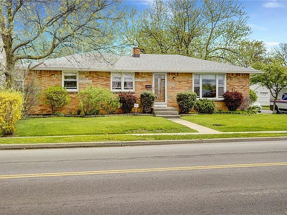 2nd image of 1099 Parker Blvd