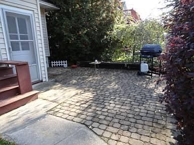 2nd image of 339 E Hamilton Ave