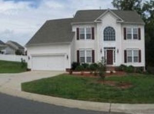 1025 Pepperwood Pl, Lake Wylie, SC 29710