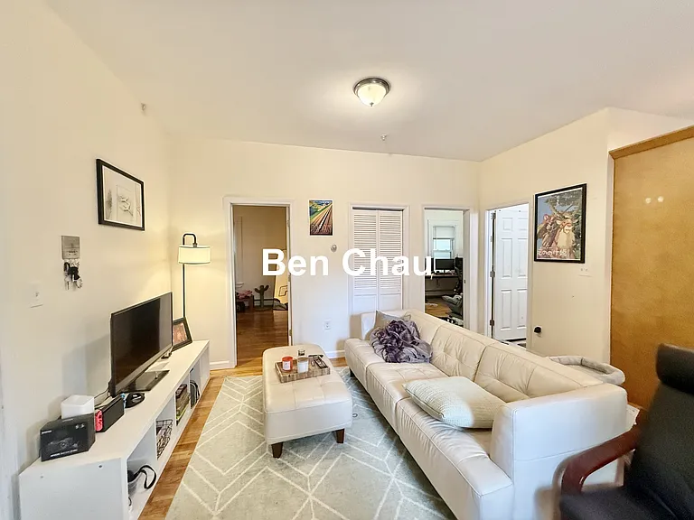 91 Tremont St #1B — Photo 5