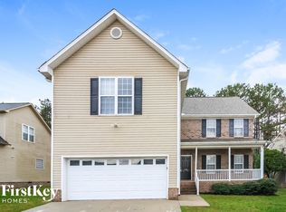 185 Cabot Dr, Winston Salem, NC 27103