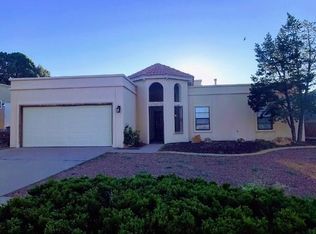 740 El Parque Dr, El Paso, TX 79912