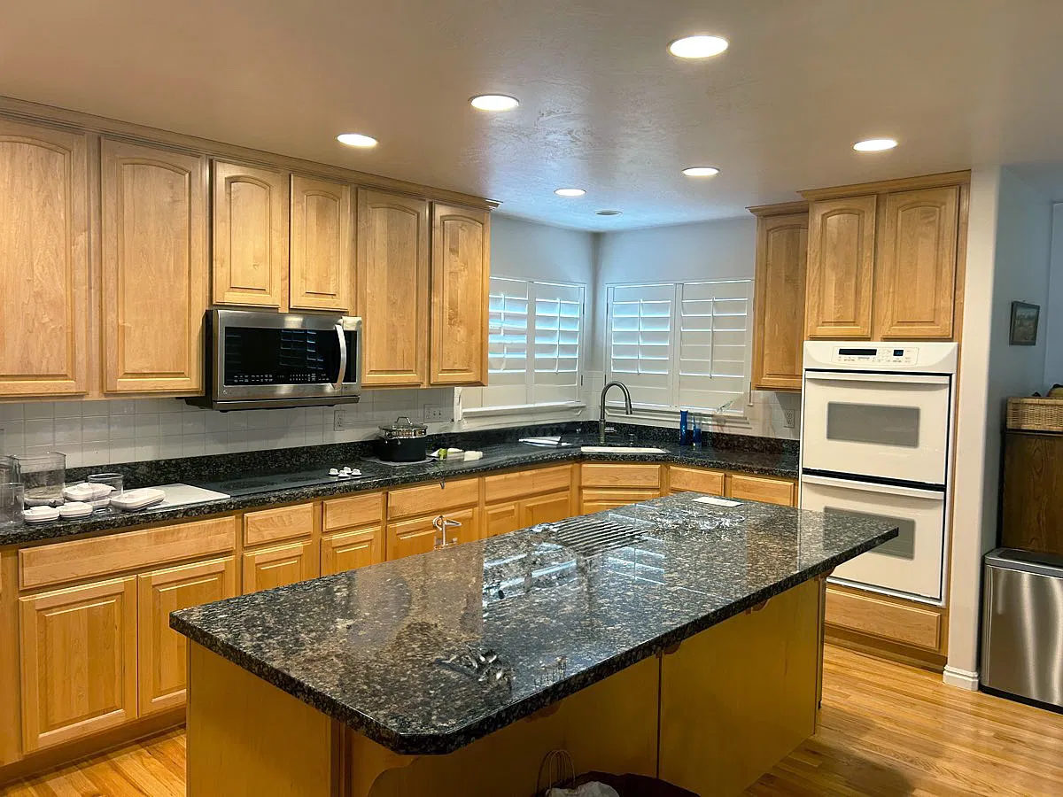 5 bed, 3.5 bath, 4150 sqft, $5,495 — Photo 2