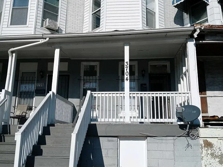 3704 W Belvedere Ave — Photo 1