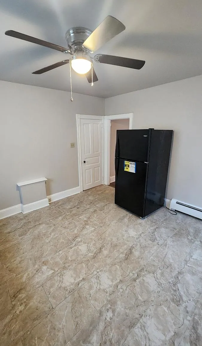 73 N Franklin St — Photo 2