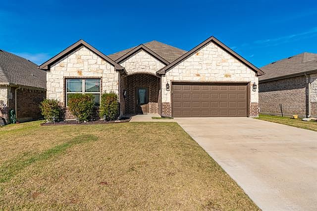 1st image of 118 Comanche Dr