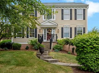 3115 Weeping Willow Dr, Bridgeville, PA