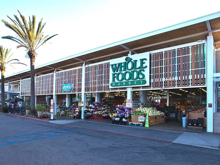 Whole Foods is just down the street on Lincoln Boulevard where you can access fresh foods