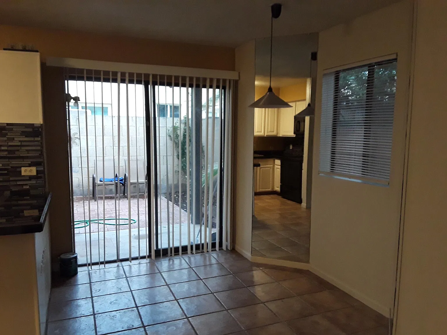 2 bed, 1.5 bath, 958 sqft, $1,700 — Photo 4