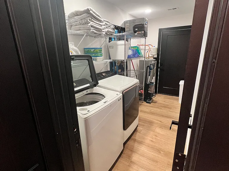 1230 Driftwood Dr #1232 — Photo 8