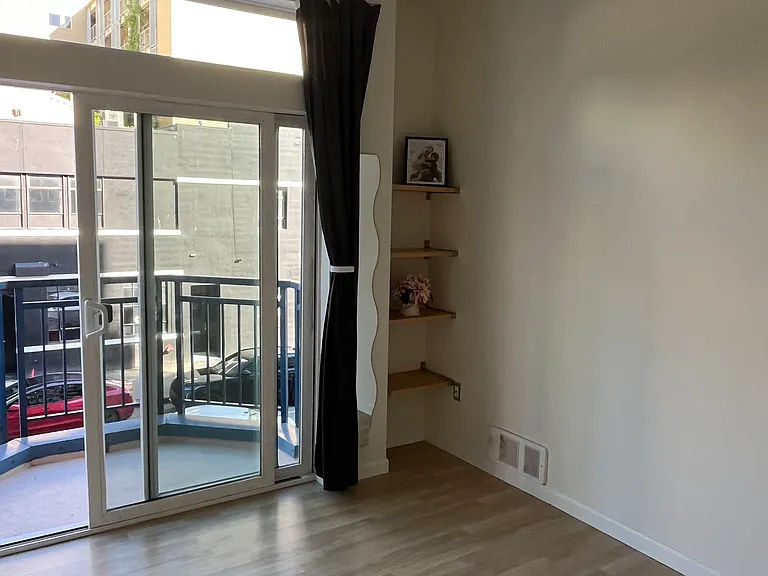 2414 1st Ave #320 — Photo 18