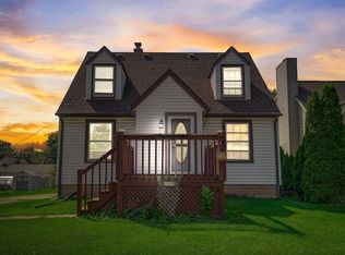 3159 S 105th St, West Allis, WI 53227