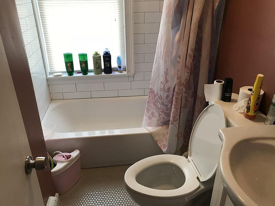 2nd image of 45 Carnes St #2