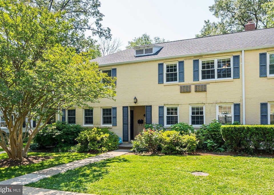 1st image of 103 N George Mason Dr #2