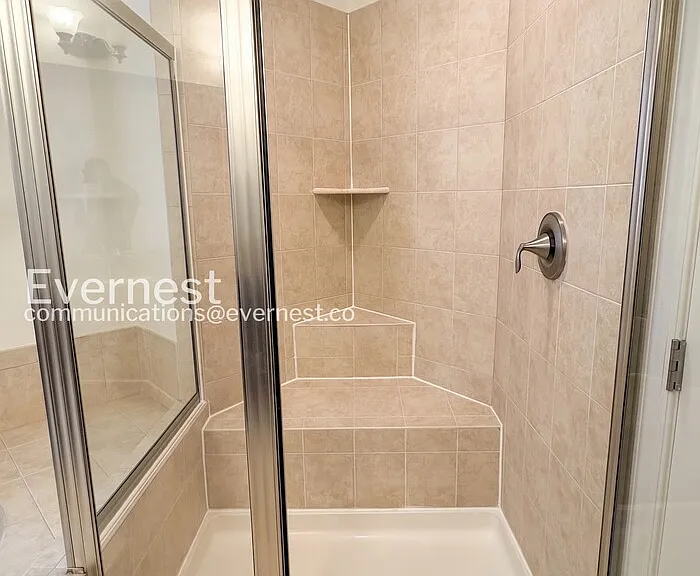 1620 Whitehall Dr — Photo 13