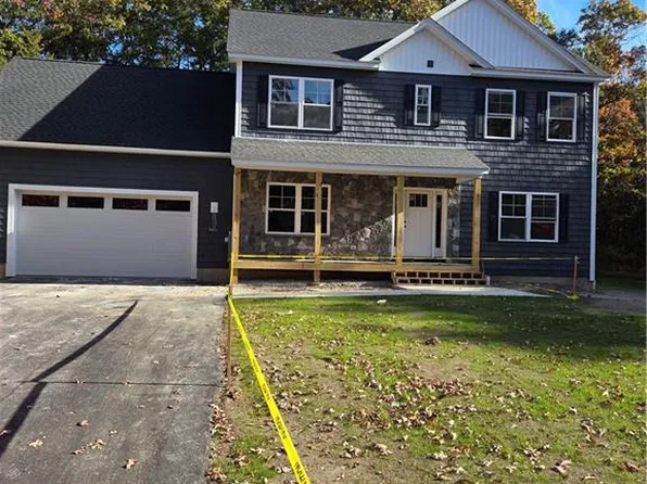 9 Colvintown Rd, Coventry, RI 02816