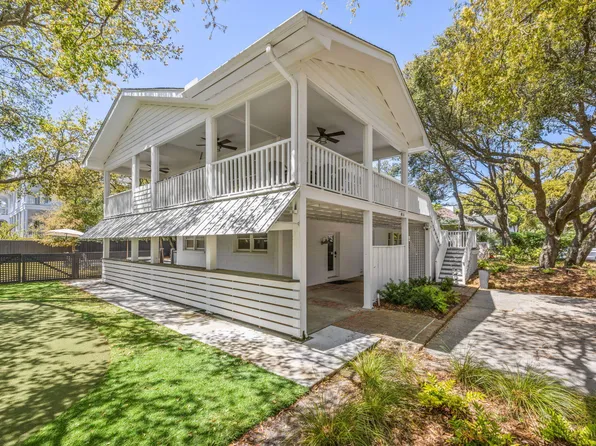 11 44th Ave, Isle Of Palms, SC 29451