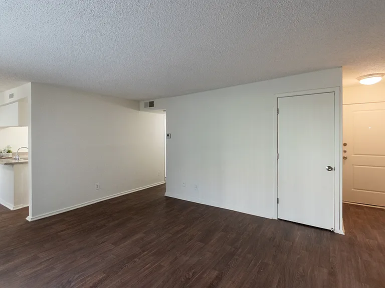 Princeton Court — Photo 35