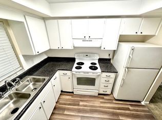 Devon Manor Apartments, Saint Petersburg, FL 33713