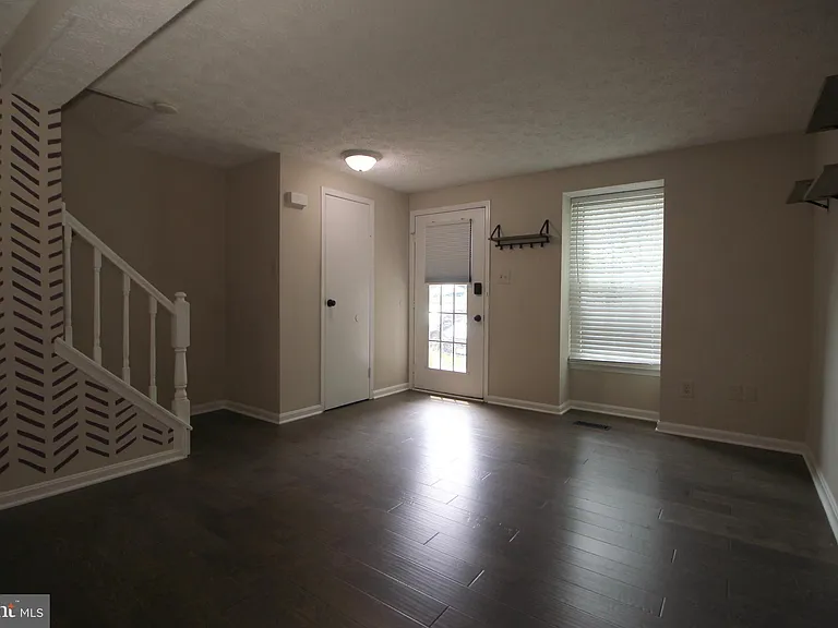11916 Fieldthorn Ct — Photo 5