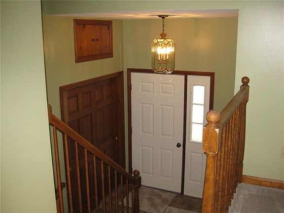 4th image of 45 Lake Dr